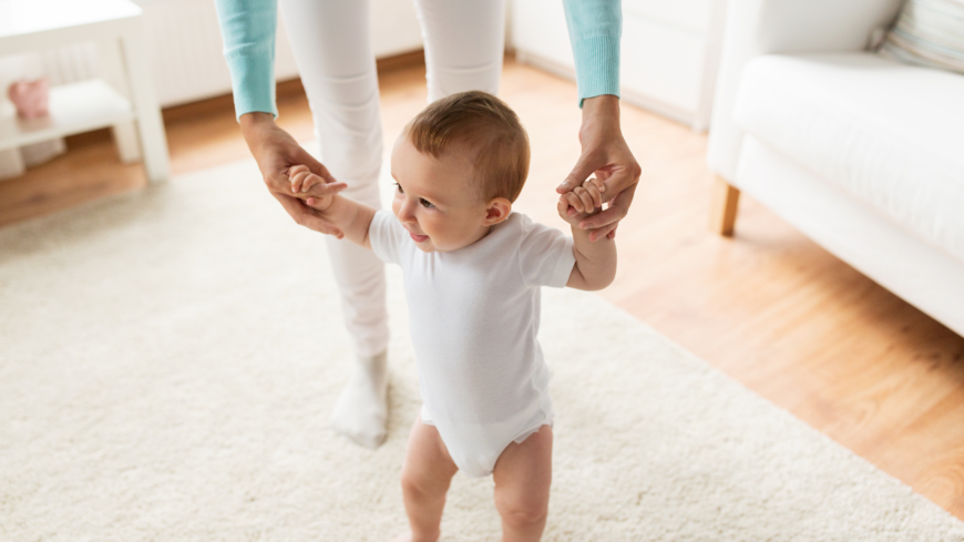 Att vara gravid, genomgå en förlossning och hantera småbarnsår kan i sig vara en utmaning för många, men ytterligare för de med reumatisk sjukdom.  Foto: Shutterstock